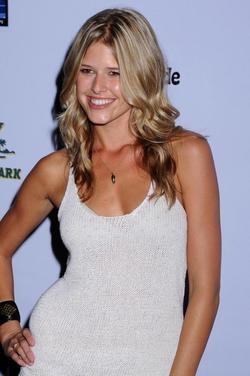 Sarah Wright picture