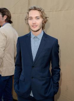Toby Regbo picture