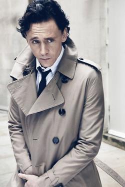Tom Hiddleston picture