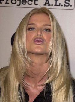 Victoria Silvstedt picture