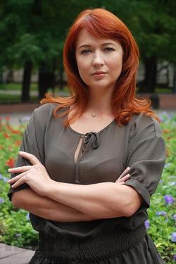 Yuliya Svezhakova picture